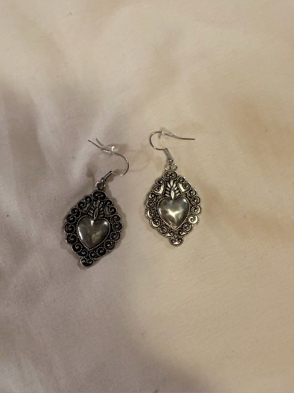 Vintage Silver Heart Filigree Drop Earrings